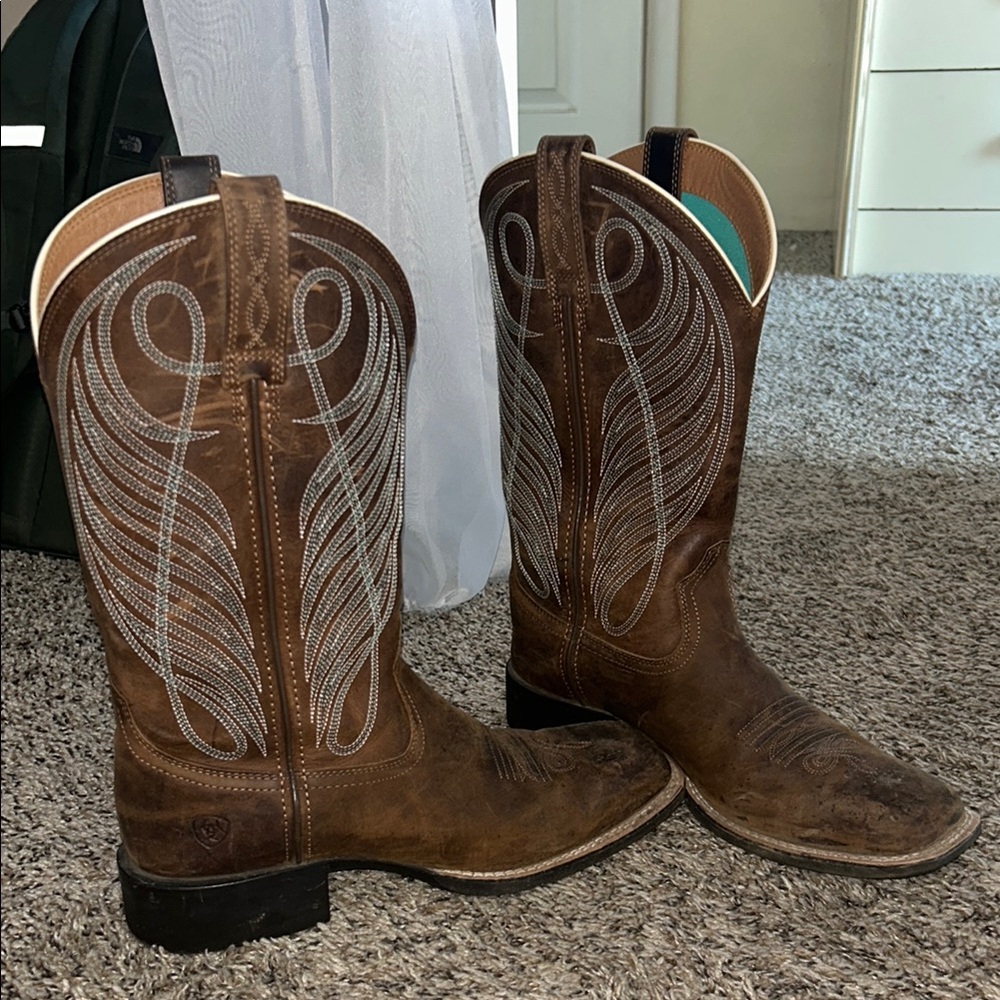 Ariat Brown Western Cowboy Boots